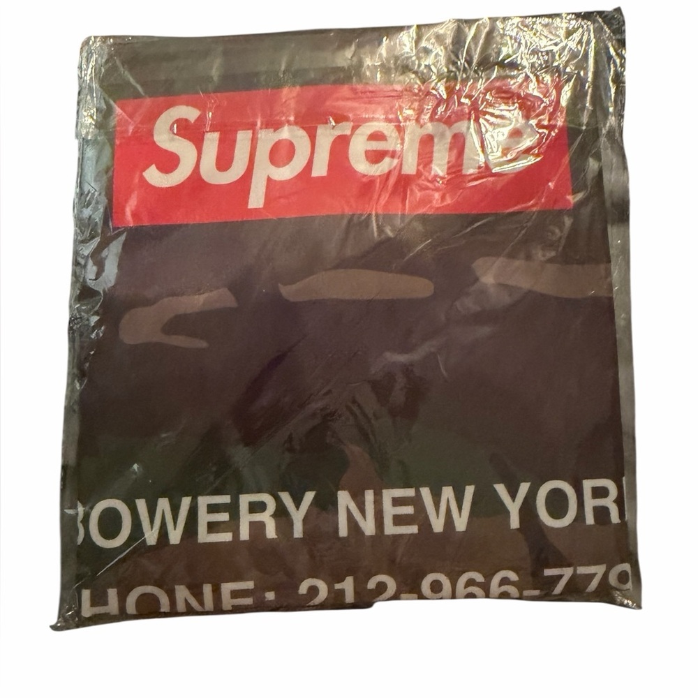 Supreme Camo Laundry Bag Red Box Logo FW25 Sealed 61 x 91.4cm